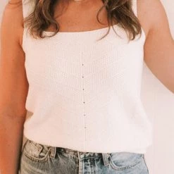 New ⭐ Frnch 👩 women Laila Sweater Tank in Cream 🧨