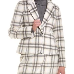 Flash Sale 🛒 women Bagatelle Plaid Blazer 😍
